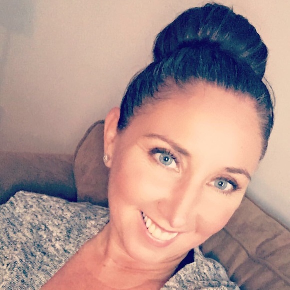 Meet your Posher, Tracey - Picture 1 of 1